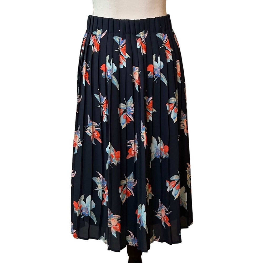 Ava &‎ Viv Floral Pull On Pleated A-line Skirt SZ 1X Navy Blue Floral Whimsical - Picture 5 of 6